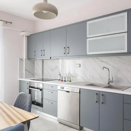 Aurora Suites מלון
