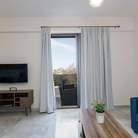 Aurora Suites מלון *