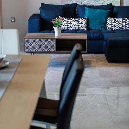 Szálloda Aurora Suites