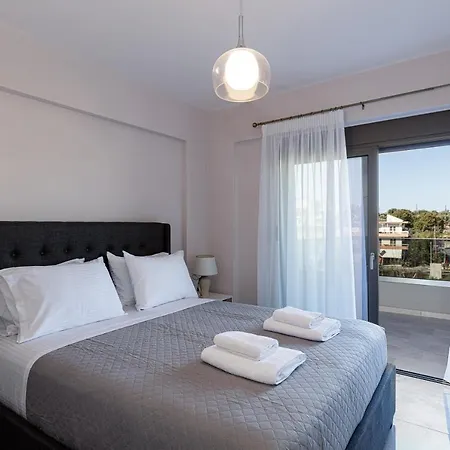 Aurora Suites מלון *