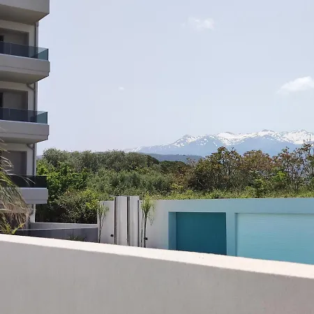 Szálloda Aurora Suites *